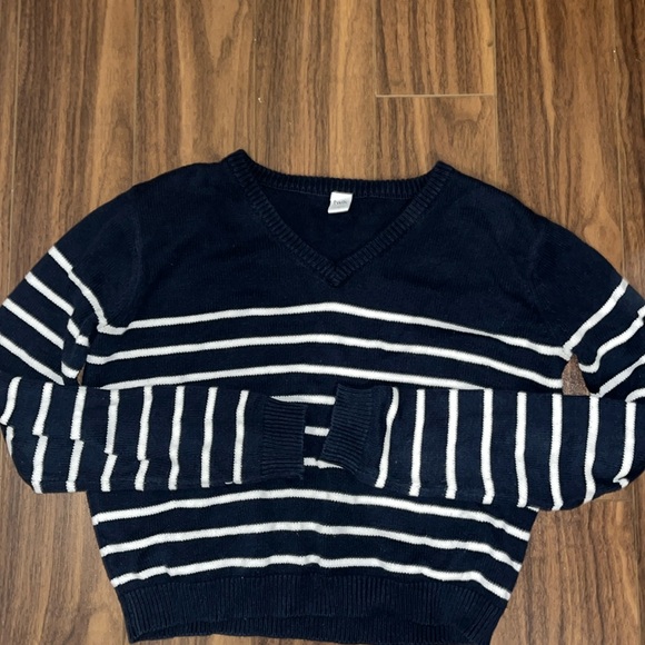 Blue v neck - Picture 1 of 2